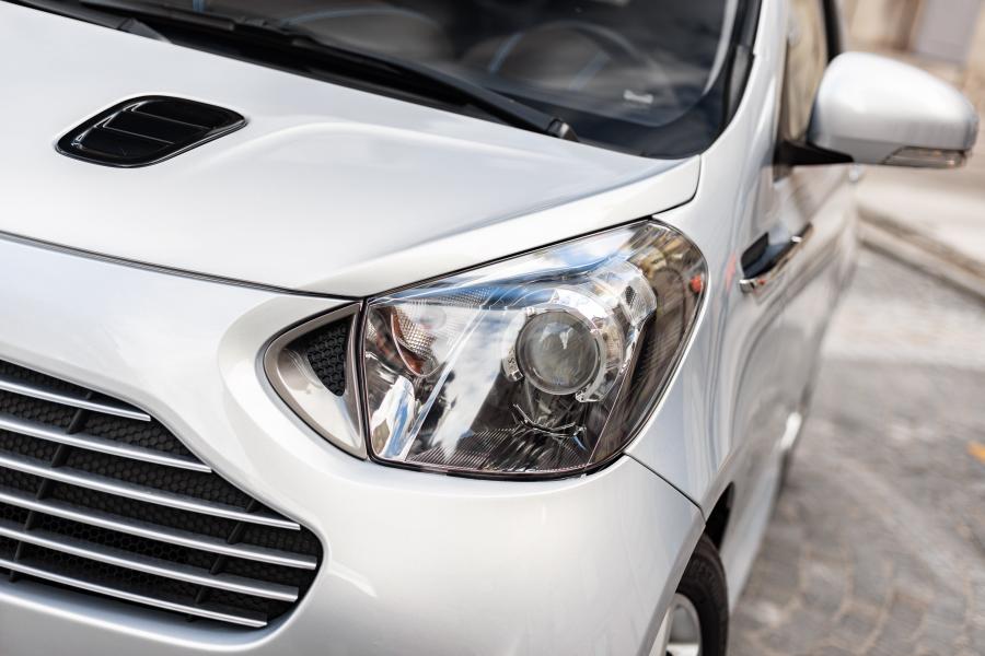 Детали экстерьера Aston Martin Cygnet Cygnet & Colette 2011 года  (фото 21 из 29)